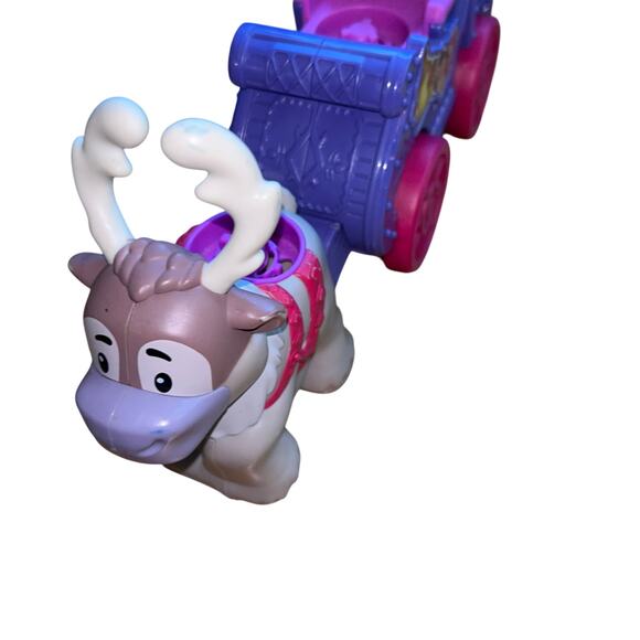 Fisher-Price Disney Frozen Kristoff's Sleigh w/ Little People figures - Picture 5 of 8